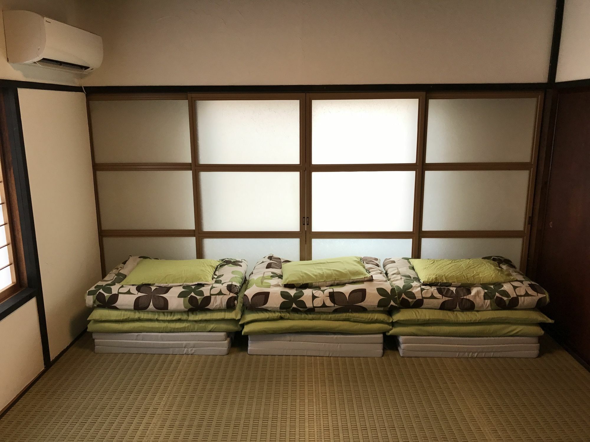 Guesthouse Daruma Takayama  Zewnętrze zdjęcie